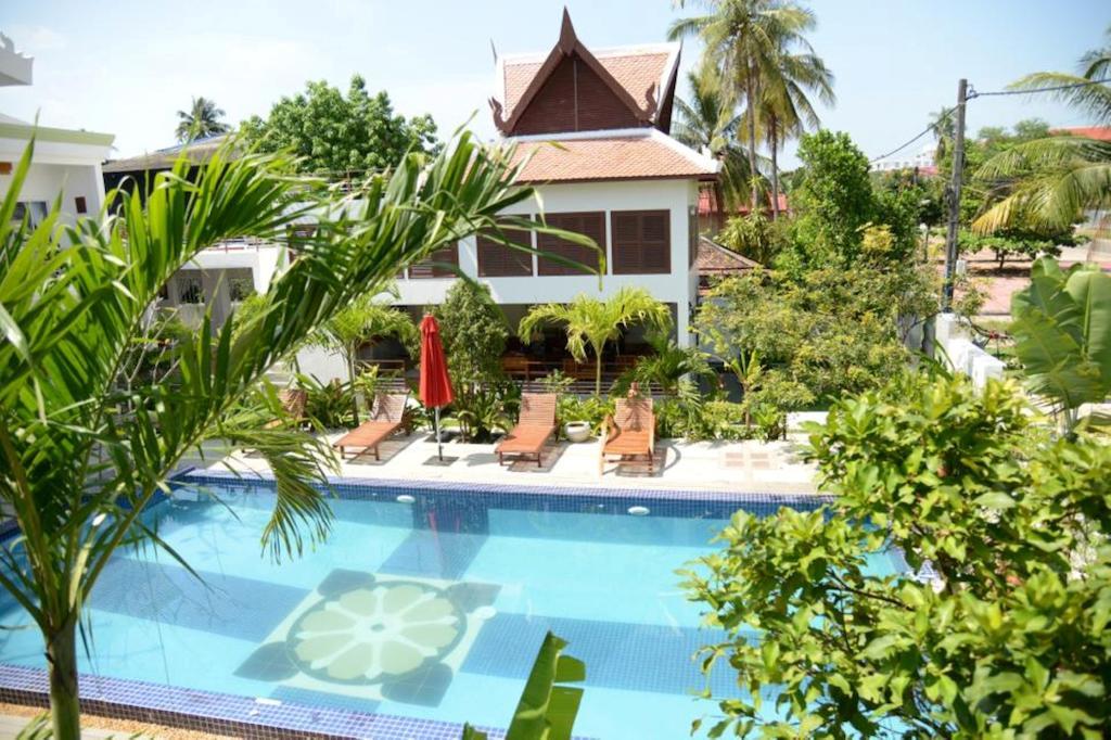 סיהאנוקוויל Ropanha Boutique Hotel מראה חיצוני תמונה