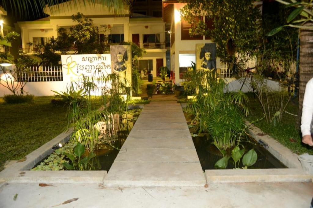 סיהאנוקוויל Ropanha Boutique Hotel מראה חיצוני תמונה